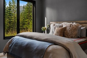 4 soverom, strykejern/-brett, wi-fi og sengetøy