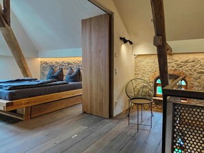2 bedrooms, iron/ironing board, travel crib, free WiFi