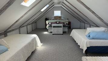 1 bedroom, internet, bed sheets