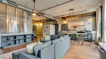 Televisio, työhuone