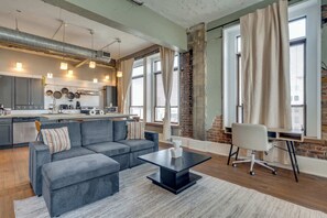 TV, offices
