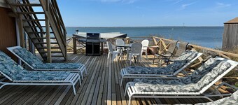 Luxury 4-bedroom house in Fire Island Pines - AC, bay views, heated pool and spa