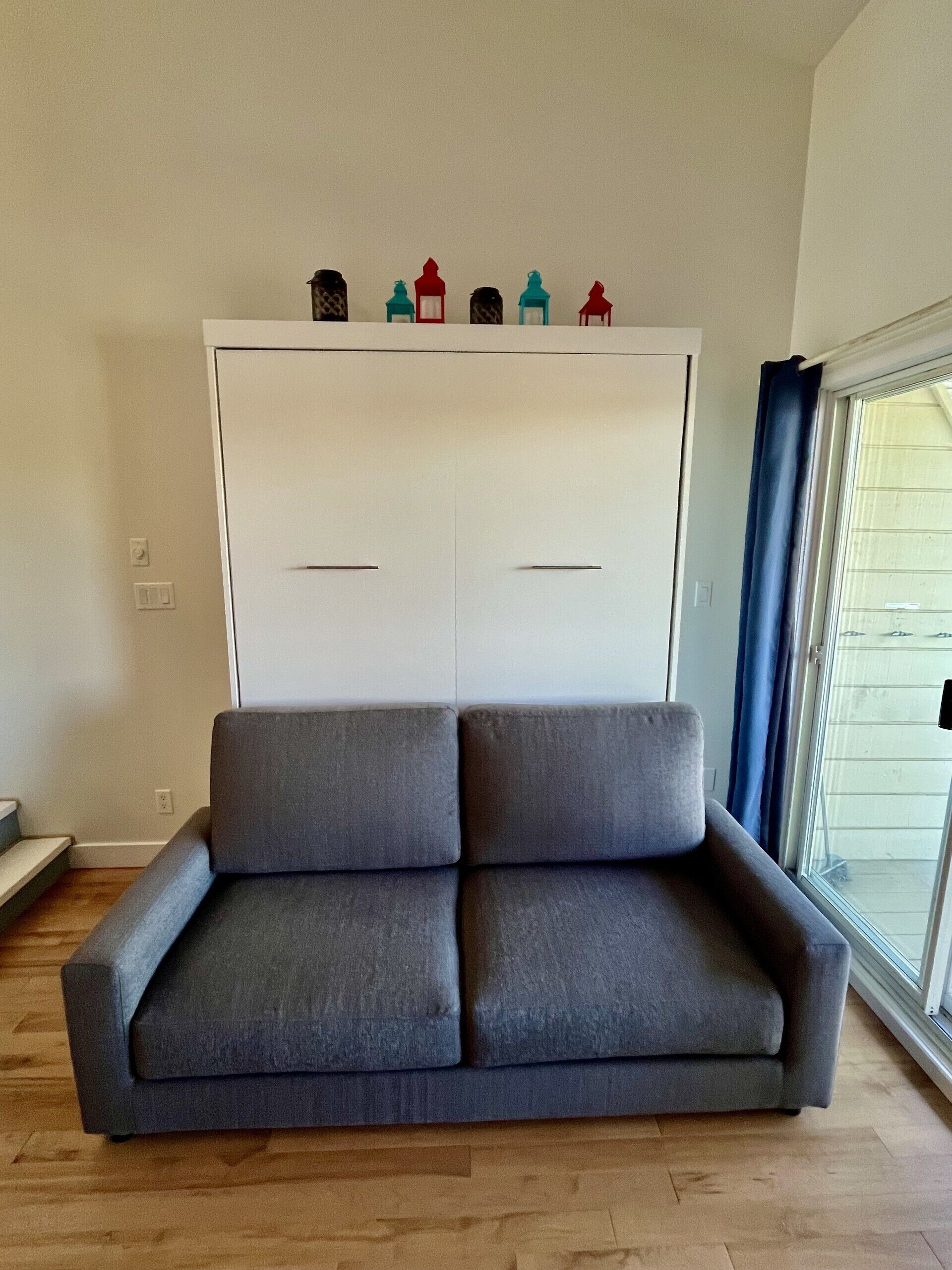 Bright Lakeside Condo - Magog