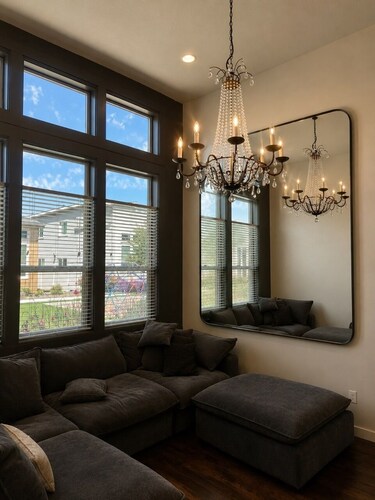 Walk to The Village from this stylish townhome featuring 3 private king suites, each with its own bathroom. Enjoy a fully stocked kitchen, cozy fireplace, fast Wi-Fi, and attached garage—the perfect home base for families, friends, or business travel