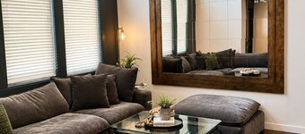 Walk to The Village from this stylish townhome featuring 3 private king suites, each with its own bathroom. Enjoy a fully stocked kitchen, cozy fireplace, fast Wi-Fi, and attached garage—the perfect home base for families, friends, or business travel