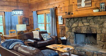 New Listing! Secluded -Rustic Log Cabin- In Town Cashiers- Pet-Friendly!