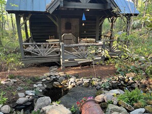 Property grounds - Rustic Log Cabin- In Town Cashiers- Pet-Friendly! (Cashiers)