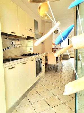 Microwave, oven, stovetop