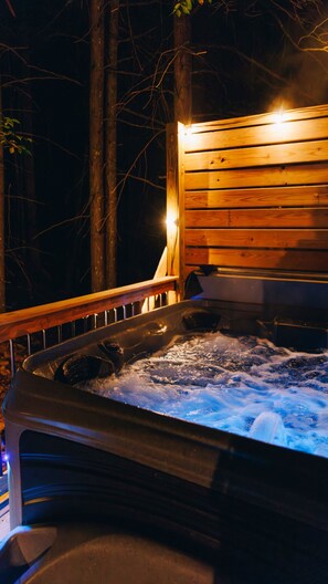 Bain à remous extérieur