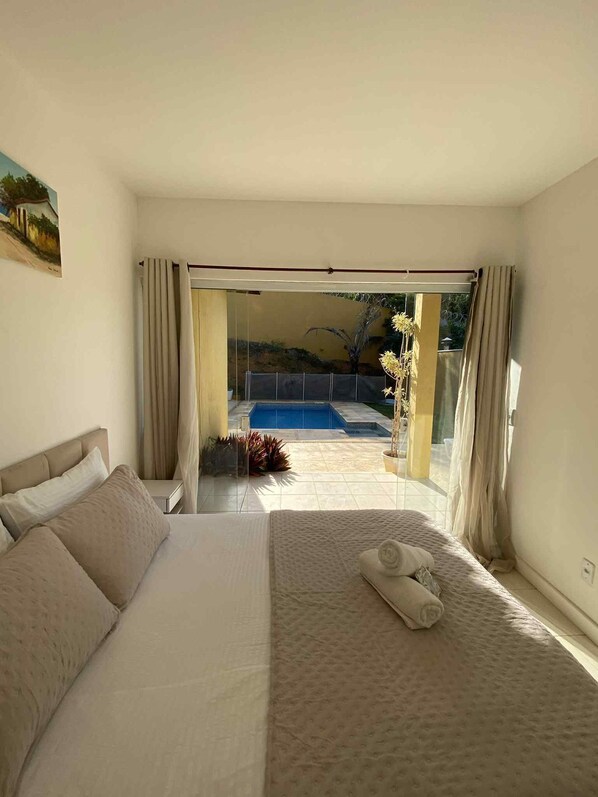 4 habitaciones, internet y ropa de cama 