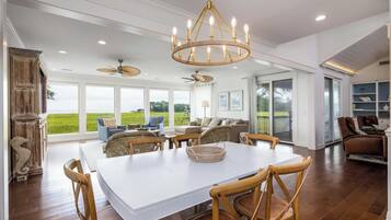 Rumah, Beberapa Tempat Tidur, balkon, pemandangan samudra (111 Cardinal Crest) | Interior