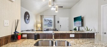 Military PCS friendly,10 mins to Fort Cavazos,fenced yard, Garage, Pet friendly