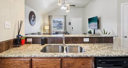 Comfort Meets Convenience -3BR near fort Cavazos, WiFI, Garage, Pet friendly