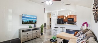 Comfort Meets Convenience -3BR, 2BR with Office & Fenced Yard by Fort Cavazos