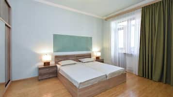 Blackout curtains, iron/ironing board, free WiFi