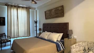 Feriehus | Minibar, pengeskab på værelset, gratis Wi-Fi, sengetøj