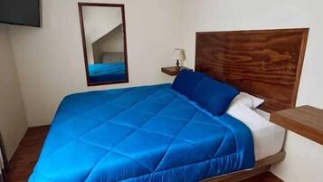 Basic Double Room | In-room safe, free WiFi