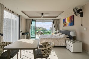 2 makuuhuonetta, tallelokero huoneessa, silitysrauta/-lauta