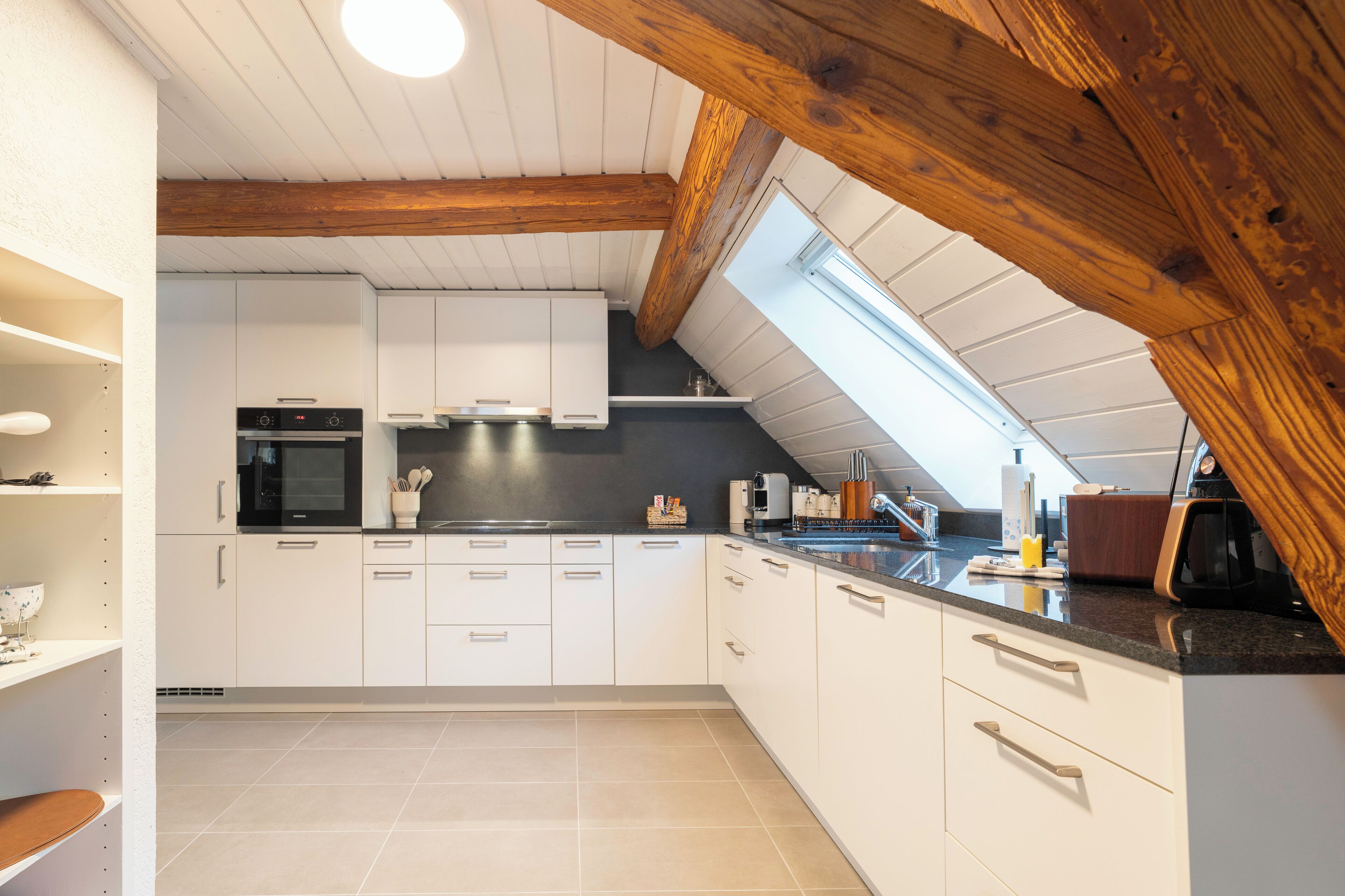 Kühlschrank, Ofen, Herdplatte, Geschirrspüler