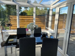 Dining - Beautiful and Spacious Countryside Cottage (Ticehurst)