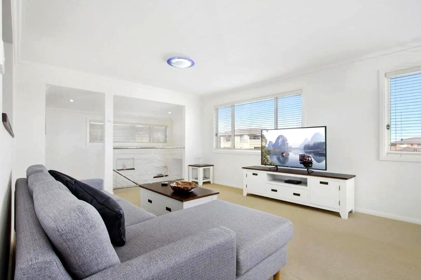 TV connectée, jeux vidéo, livres