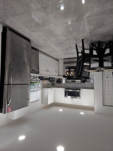 Quiet and safe neighborhood come to this great place with lots of room for relax