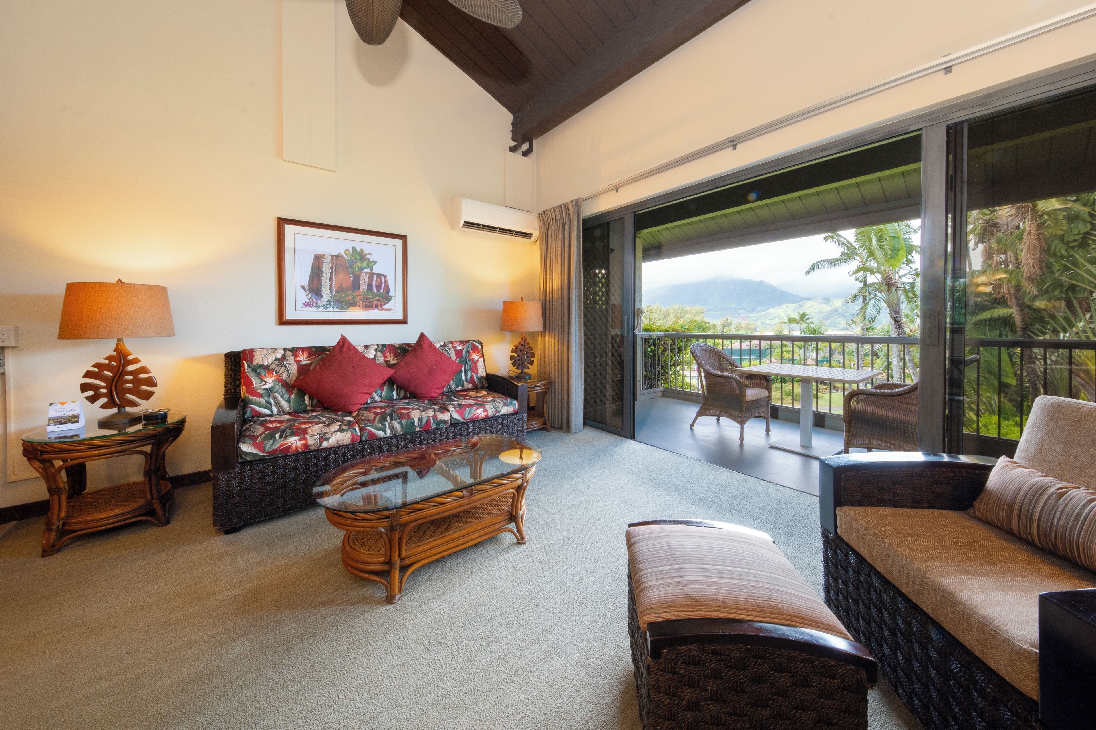 Scenic Hanalei Bay Stay | World Class Tennis | 3 Modern Units | Outdoor Pool - Hanalei, HI