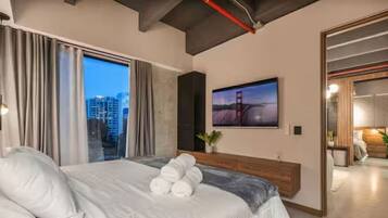 Elite Condo, 2 Bedrooms, City View | In-room safe, blackout drapes, iron/ironing board, free WiFi