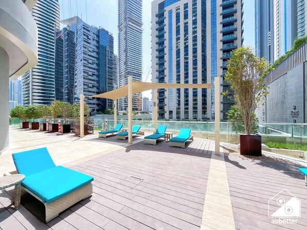 Apartment (2 Bedrooms) | Front of property