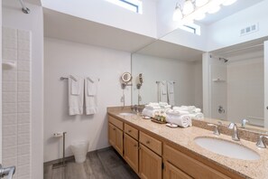 Haartrockner, Handtücher