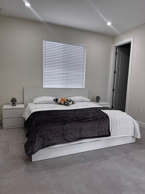 3 bedrooms, WiFi, bed sheets