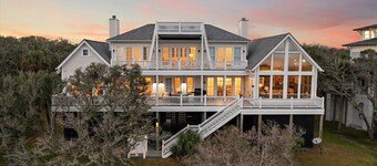 Luxury 5BR Oceanview ~ Chiltren By the Sea