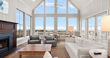 Luxury 5BR Oceanview ~ Chiltren By the Sea