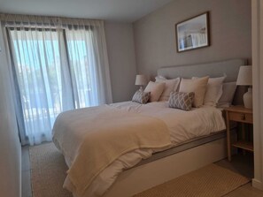 2 Schlafzimmer, Bügeleisen/Bügelbrett, kostenloses WLAN, Bettwäsche