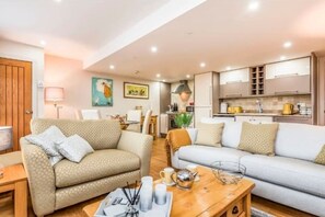 Smart TV, books - Close to Chichester, Goodwood and perfect place for exploring (Fishbourne)