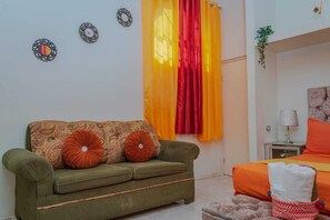 4 Schlafzimmer, Bügeleisen/Bügelbrett, WLAN, Bettwäsche