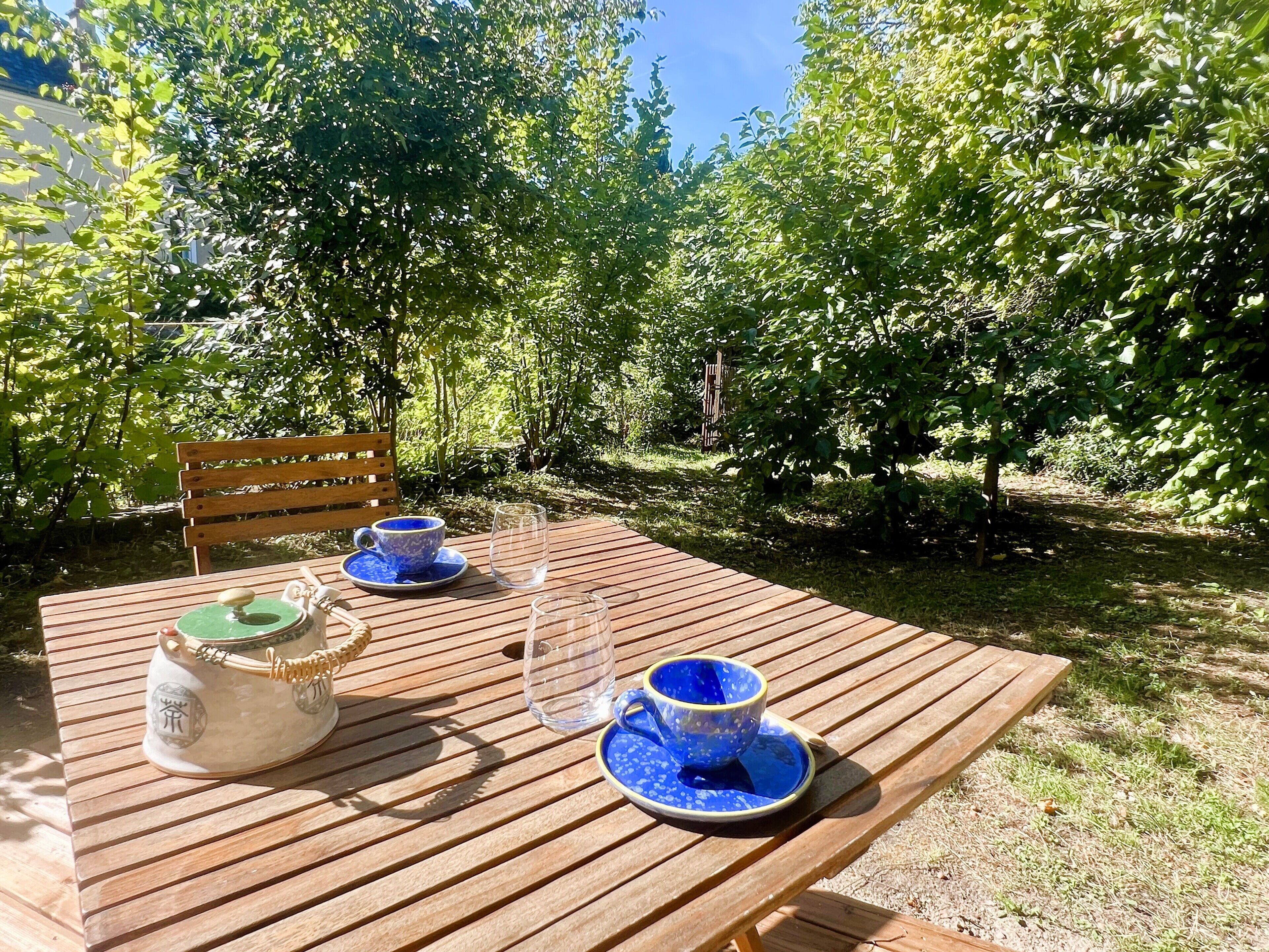 屋外ダイニングエリア