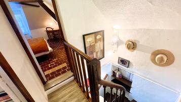 1 chambre, bureau, lit parapluie, Wi-Fi gratuit