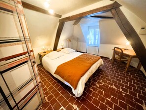 1 habitación, escritorio, cuna de viaje y wifi gratis 