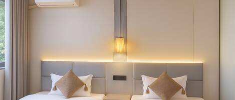 Chambre Luxe Double ou avec lits jumeaux | Literie de qualité supérieure, couette en duvet d'oie, surmatelas