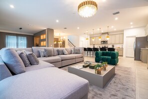 Fernseher, Tischfußball