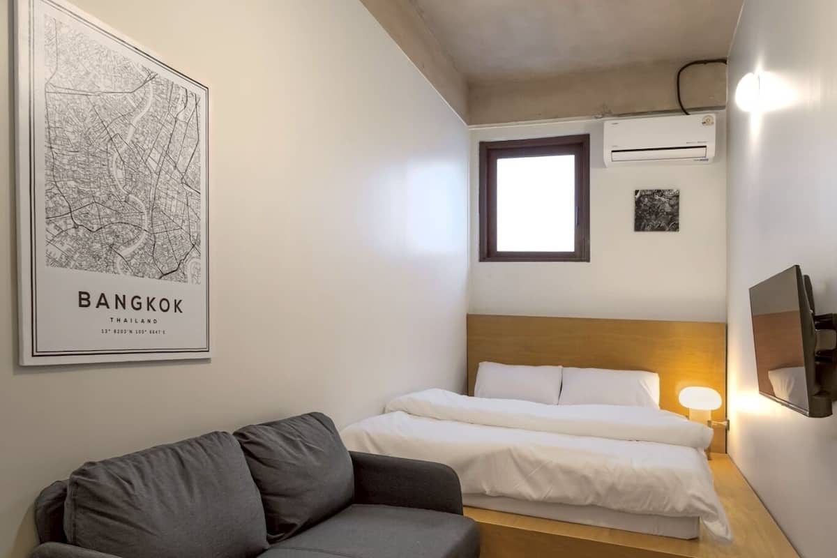 Comfort Double Room | Minibar (free items), WiFi (free)