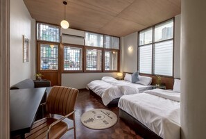 Deluxe Triple Room, City View | Free minibar, free WiFi