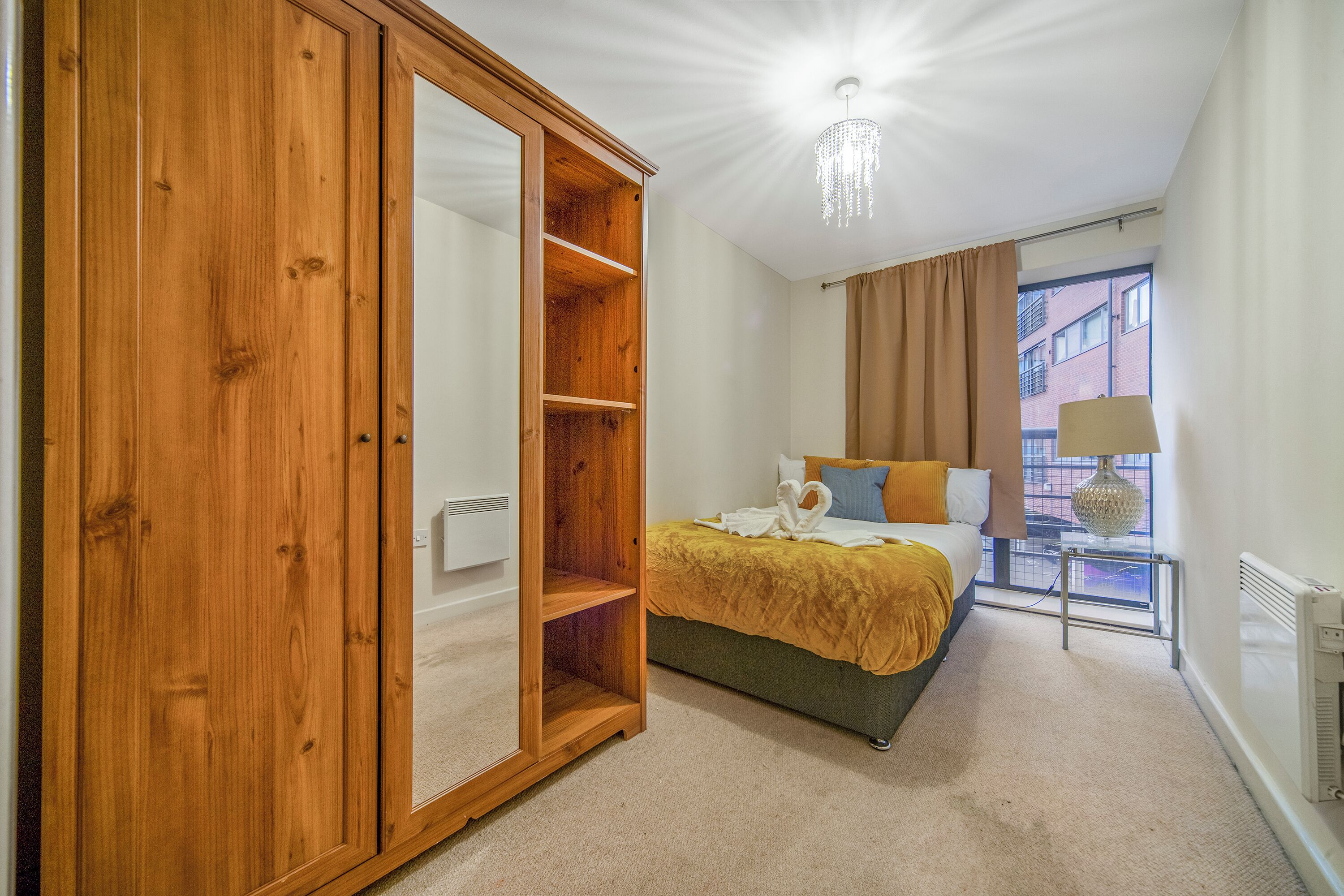 2 bedrooms, iron/ironing board, WiFi, wheelchair access