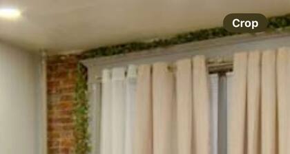 Charming 1-bedroom house in lovely Harrisburg with AC