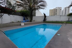 Apartment | Pool | Seasonal outdoor pool