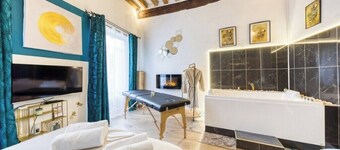 Wellness suite - Jacuzzi and sauna / SPA love room