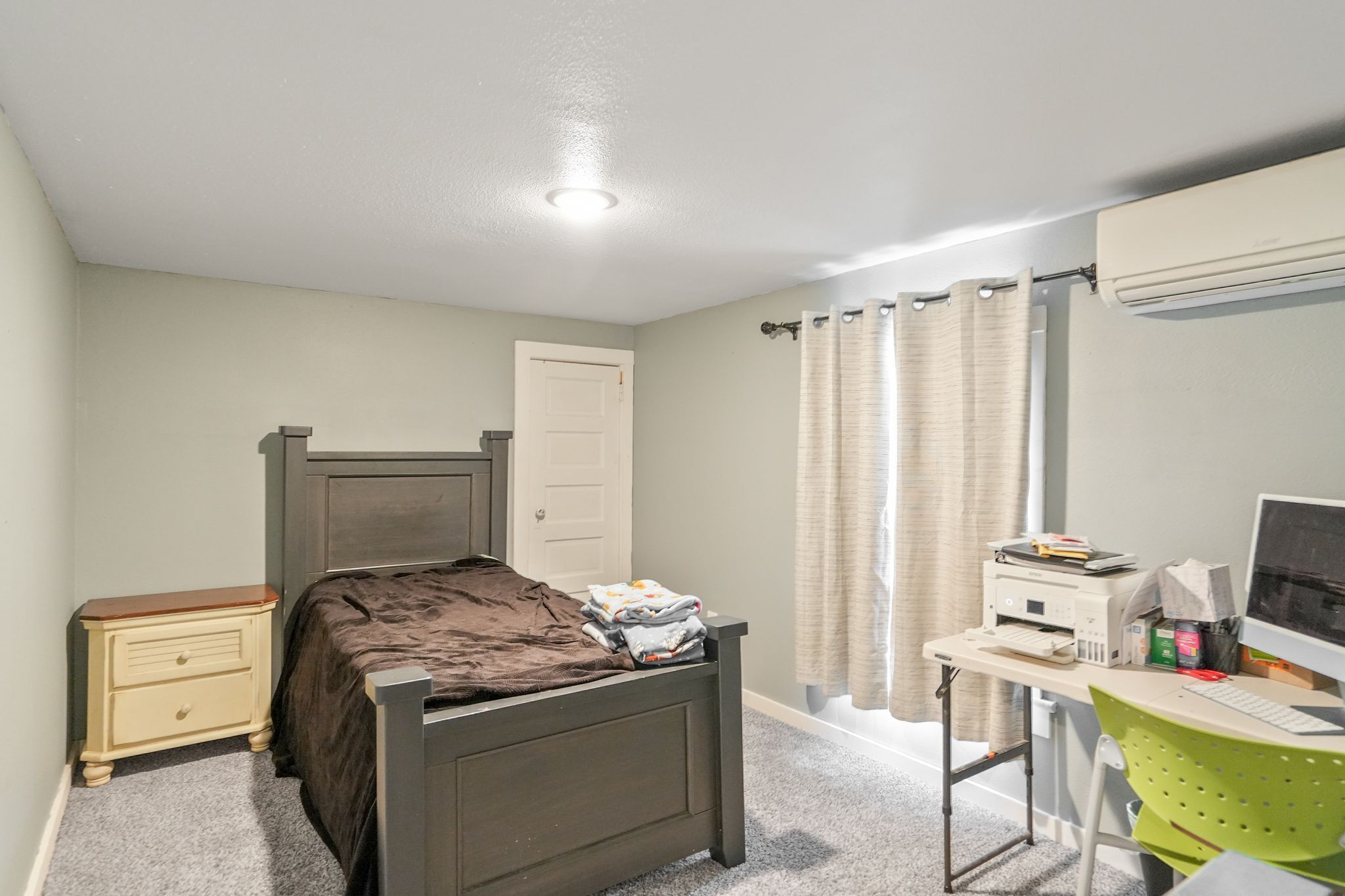 5 bedrooms, free WiFi, bed sheets