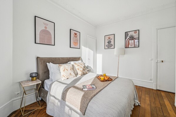 City Apartment, 1 Double Bed with Sofa bed, Non Smoking