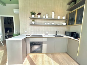 Microwave, oven, stovetop, dishwasher